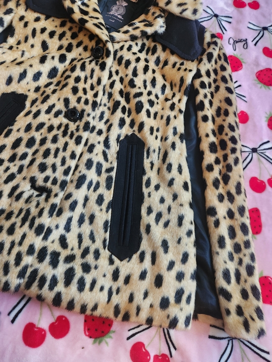 Juicy Couture Leopard Print Faux Fur Coat with Black Trim Gyaru Glam Gal - Picture 6 of 11